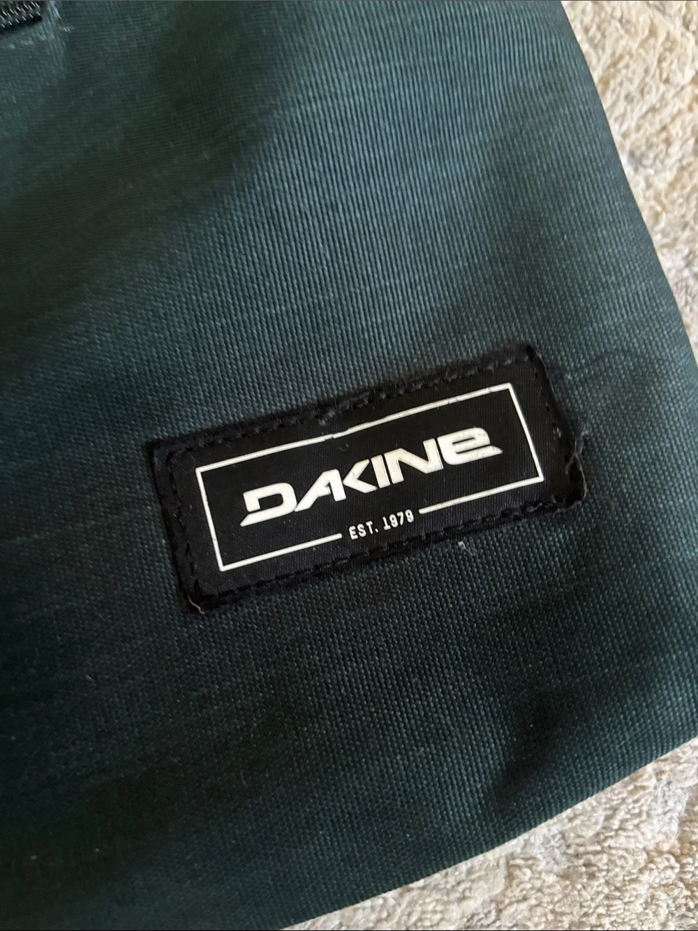 Dakine Forest Green Messenger Crossbody Bag
